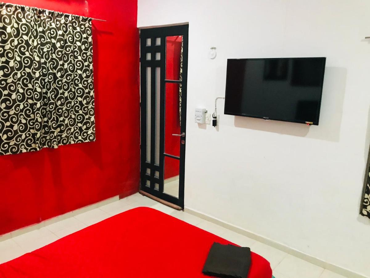 Casa Lili 2: Luxurious/Amplio/Hot Water/Economic/Wifi/Tv Apartment Valladolid  Exterior photo