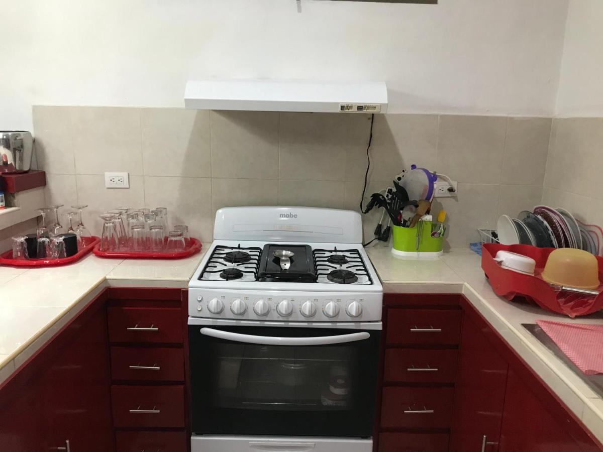 Casa Lili 2: Luxurious/Amplio/Hot Water/Economic/Wifi/Tv Apartment Valladolid  Exterior photo
