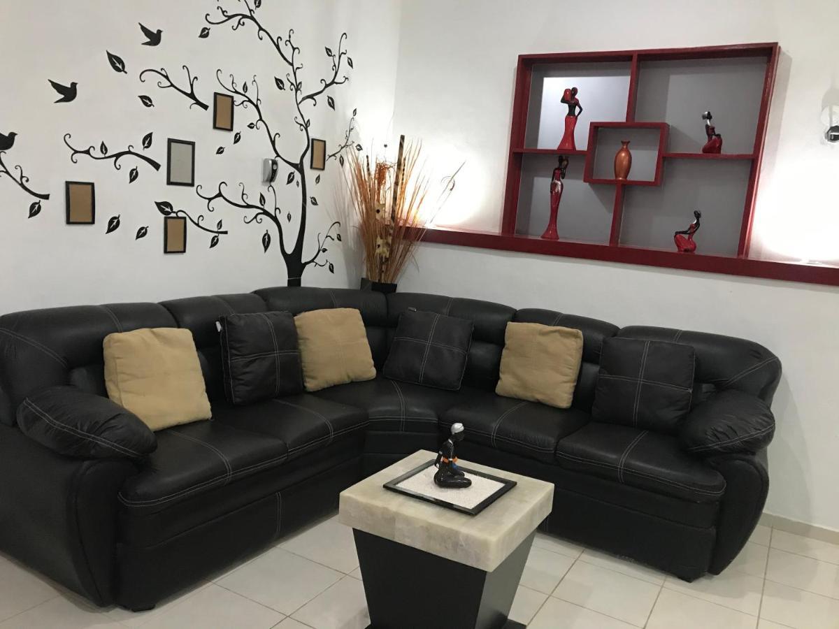Casa Lili 2: Luxurious/Amplio/Hot Water/Economic/Wifi/Tv Apartment Valladolid  Exterior photo