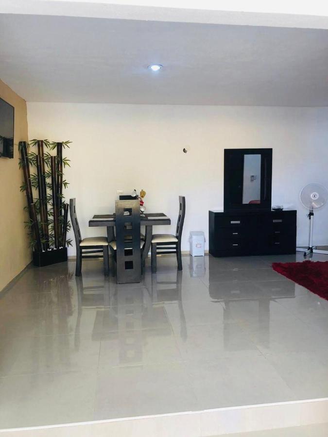 Casa Lili 2: Luxurious/Amplio/Hot Water/Economic/Wifi/Tv Apartment Valladolid  Exterior photo