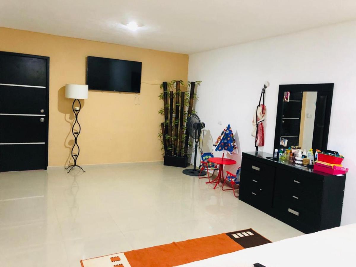 Casa Lili 2: Luxurious/Amplio/Hot Water/Economic/Wifi/Tv Apartment Valladolid  Exterior photo